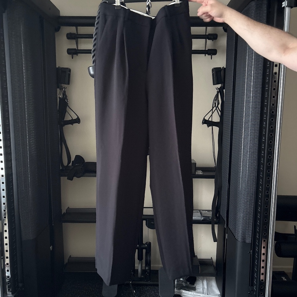 Aritzia Wide Leg Pants in Black